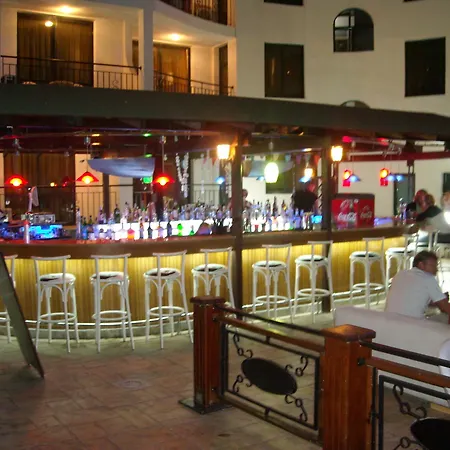 Appartamento Cosy With Kitchen & Balcony Sunny Beach